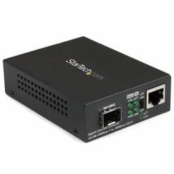 StarTech.com Multi-Mode [MM] / Single Mode [SM] Fiber Media Converter for 10/100/1000 Networks, Standalone Gigabit Ethernet to Fiber Converter, Open SFP Slot - TAA 