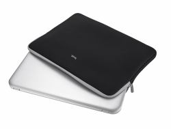 Trust 21251 laptop case 33.8 cm [13.3"] Sleeve case Black 