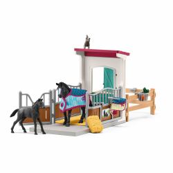 schleich HORSE CLUB Horse Box with Mare and Foal (Schleich Horse Club 42611 Horse Bo)