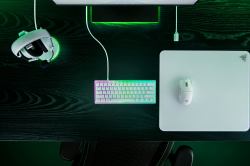 Razer RZ03-04990100-R3M1 keyboard Gaming USB QWERTY UK International White 