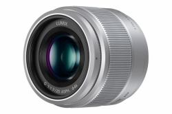 Panasonic LUMIX G 25 mm/F1.7 ASPH SLR Silver (H-H025E-S - 25mm F1.7 Micro 4/3 Lens - Silver)